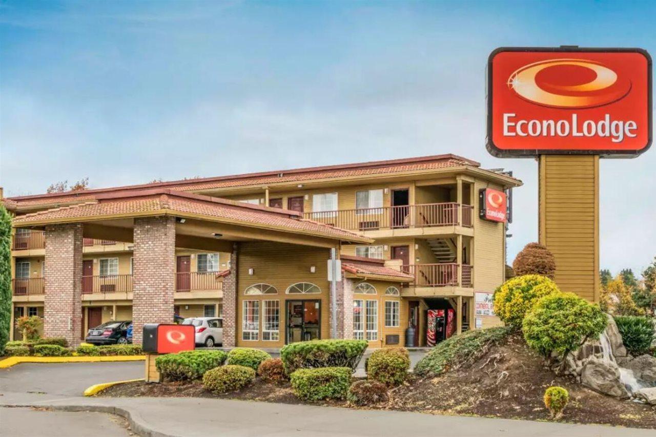 Econo Lodge Portland Airport Exterior foto